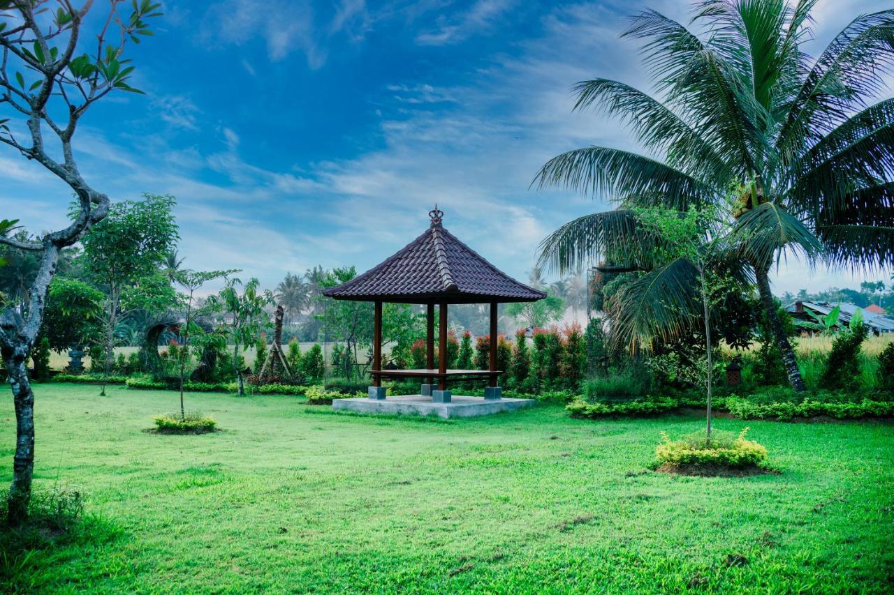 Adil & Vakantiepark Ubud